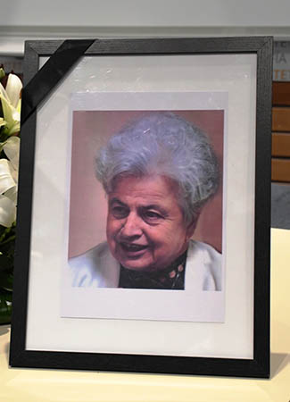 Dr. Csáki S. Piroska